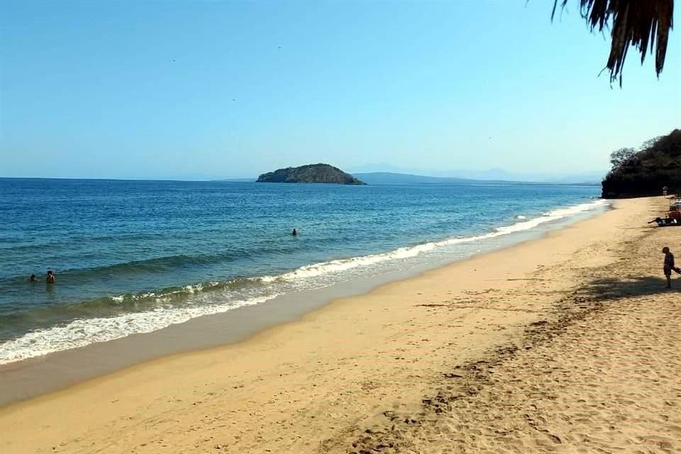 Por las condiciones del mar están prohibidas las actividades acuáticas en lugares como Chacala.