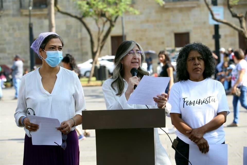 Dolores Pérez Lazcarro, Mara Robles y Candelaria Ochoa, integrantes de Las Paritaristas.