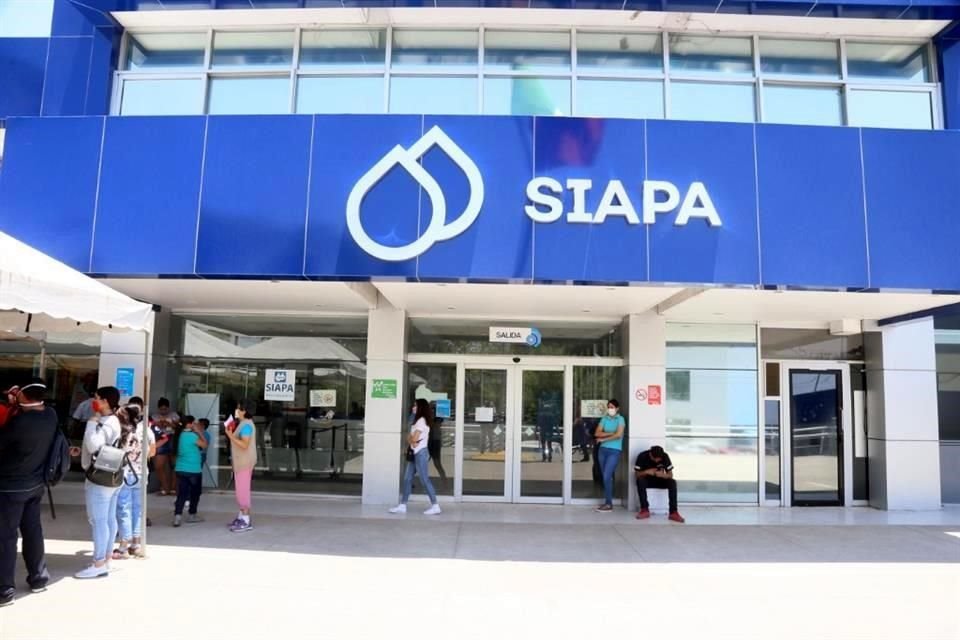 Tener título profesional en la materia, sería un nuevo requisito para dirigir el Siapa, aunque, no durante el actual Gobierno de Alfaro.