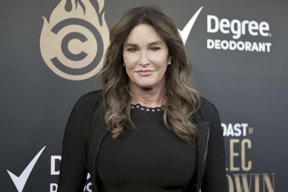 Caitlyn Jenner considera injusto que niños biológicos que son trans compitan en deportes femeniles.