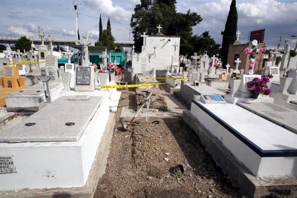 Hasta 40 mil asistentes esperan mañana en los 15 panteones de Zapopan, en el Día de las Madres.