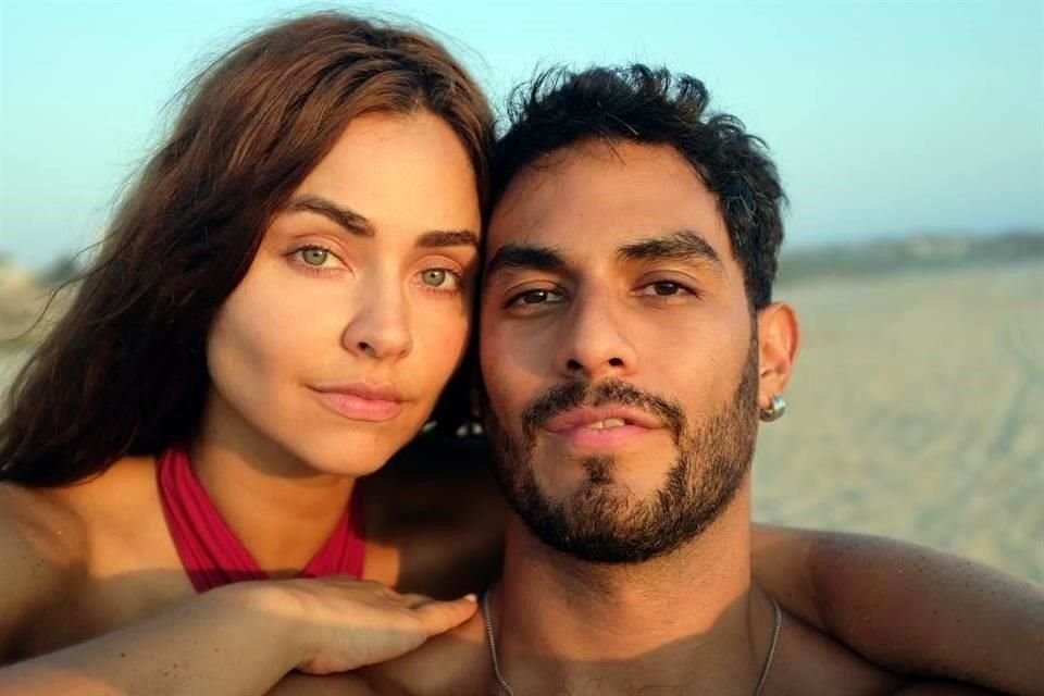 El actor Hugo Catalán tiene unos meses de relación sentimental con la actriz Claudia Martín.