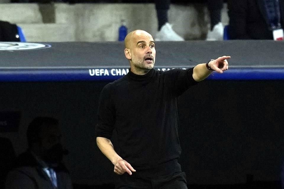 Pep Guardiola dijo que no le es permitido hablar de una posible llegada de Erling Haaland.