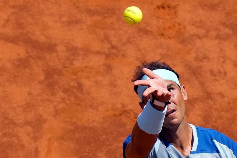 Rafael Nadal no pasó problemas en su primer compromiso en Roma.