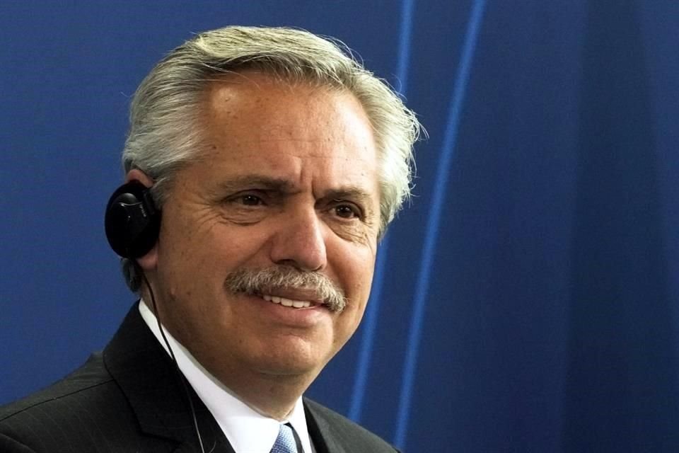 Fernández se encuentra en una visita a Alemania.