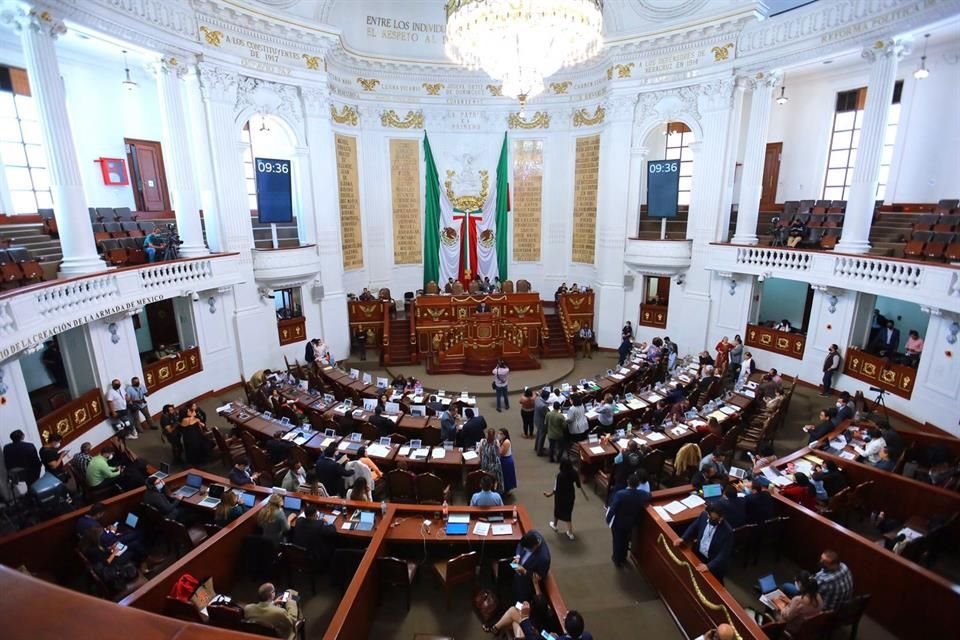 Las consultas organizadas desde el Congreso local han tenido poca participación por la falta de formalidad legislativa, apuntaron.