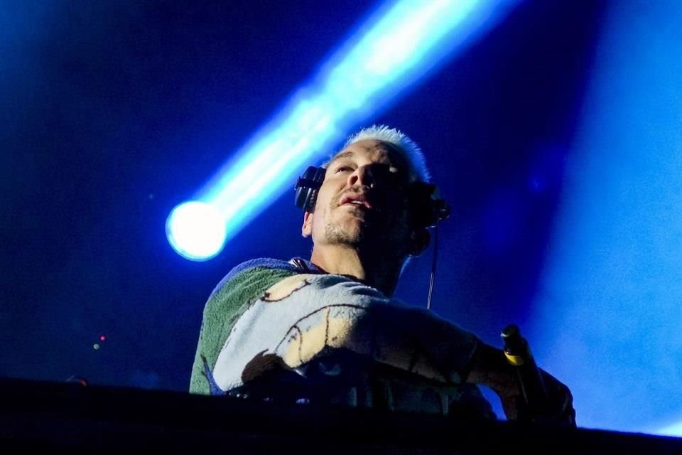 'Lean On' y 'Thunderclouds' de DJ Diplo se escucharon al cierre del primer día del encuentro Tecate Emblema.