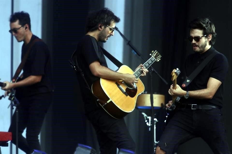 Morat avivó los ánimos del escenario principal, el Tecate stage.