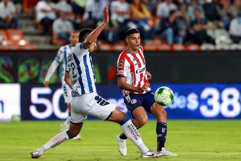 El San Luis le dio pelea al líder.