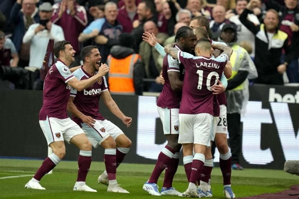 El West Ham llegó a tener ventaja de 2-0, graias a un dolete de de Jarrod Bowen, pero apenas le alcanzó para rescatar un empate en casa, en el Estadio Olímpico de Londres.