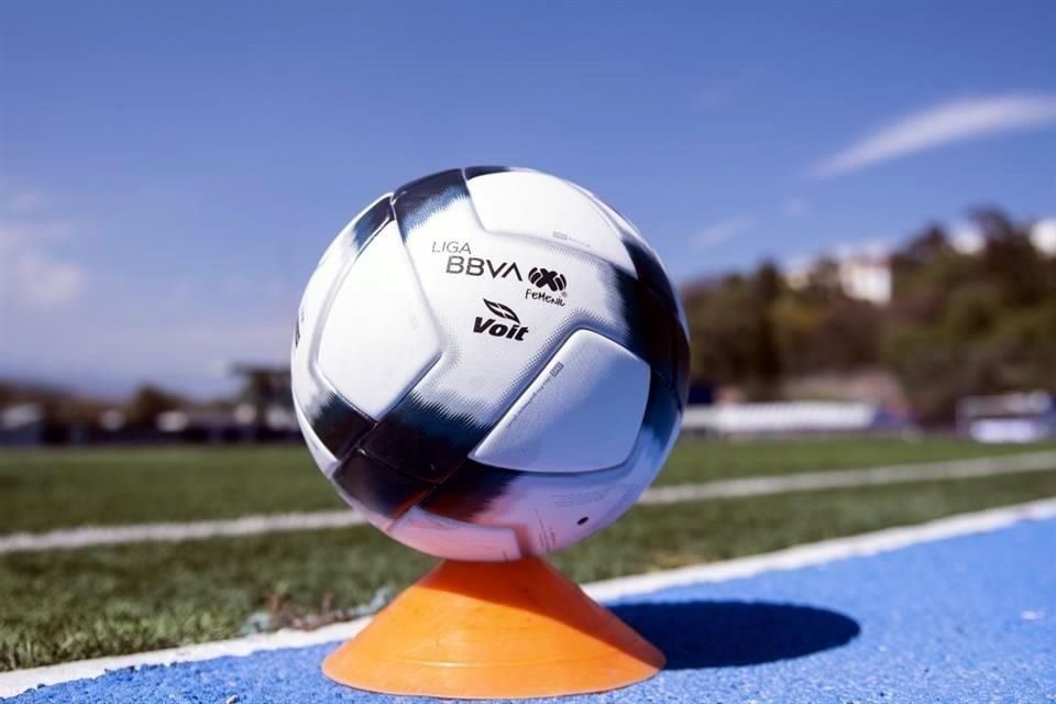 La Liga MX puede recibir mil 250 millones de dólares por parte de sus transmisiones internacionales.
