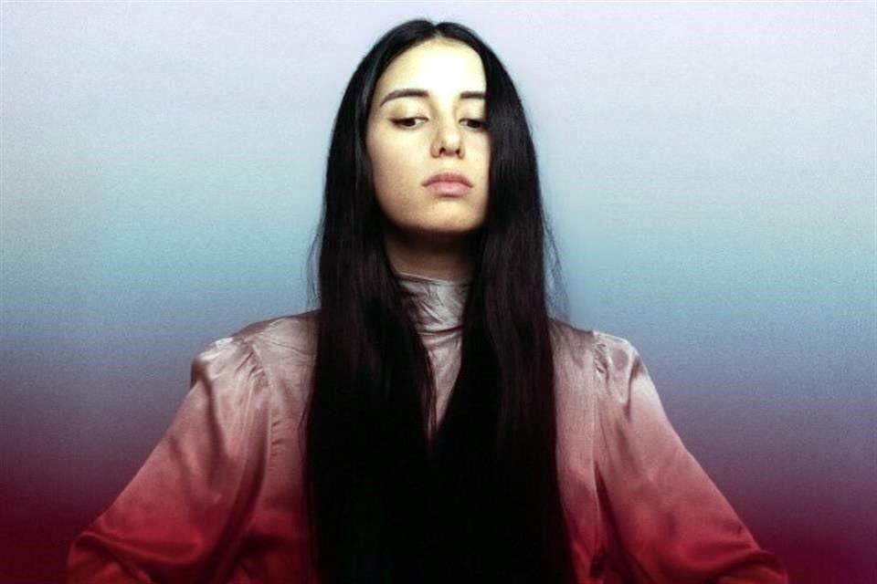 Andrea Silva, mejor conocida como Loyal Lobos, llegará por primera vez a México como el único proyecto latino del Corona Capital GDL.