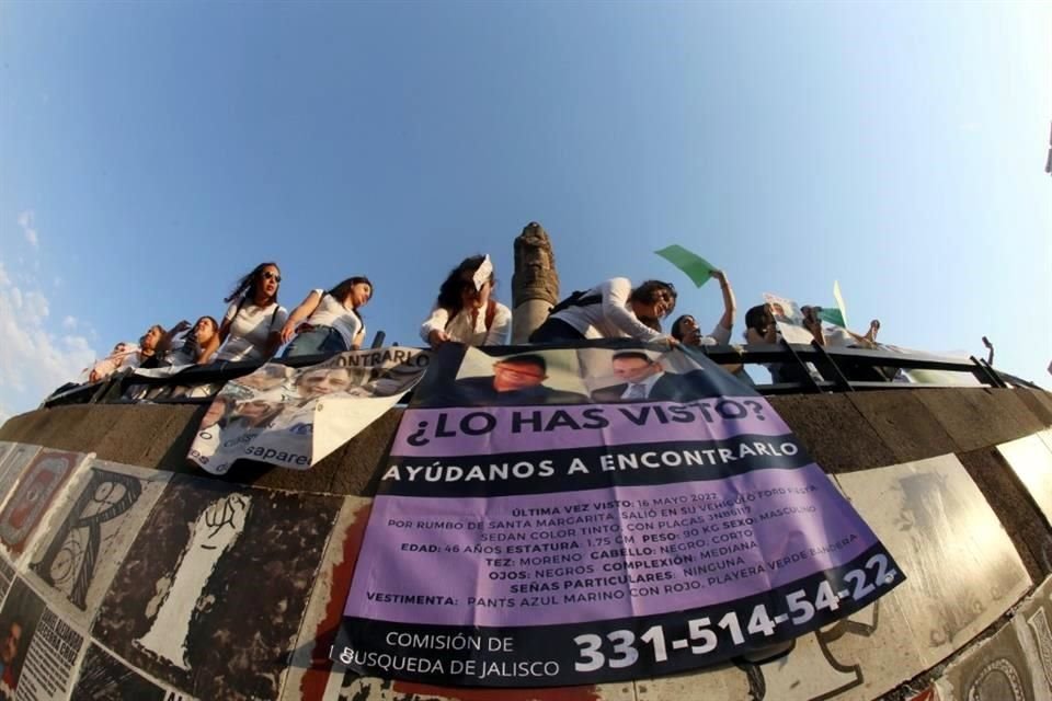 Familiares piden se les informe al 3331456314, de la Comisión de Búsqueda, si saben dónde se localiza.