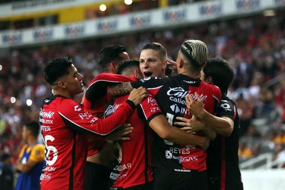 Con el 3-0 a Tigres, Atlas podrá plantear el juego y mostrar por qué son la mejor defensa del torneo, pero sin descuidar la ofensiva felina.