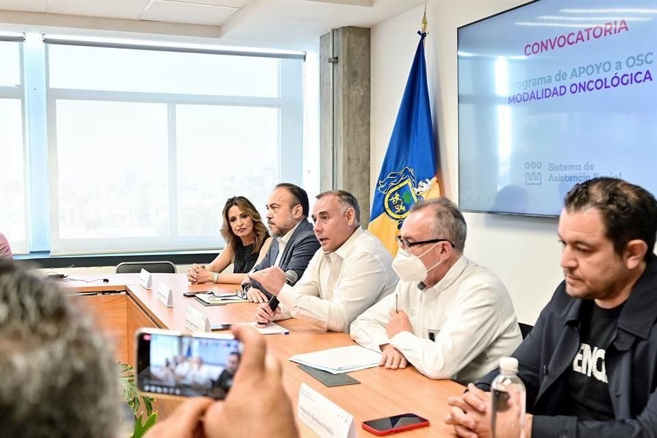 Lanzamiento del Programa de Apoyo a las Organizaciones de la Sociedad Civil (OSC), modalidad oncológica.