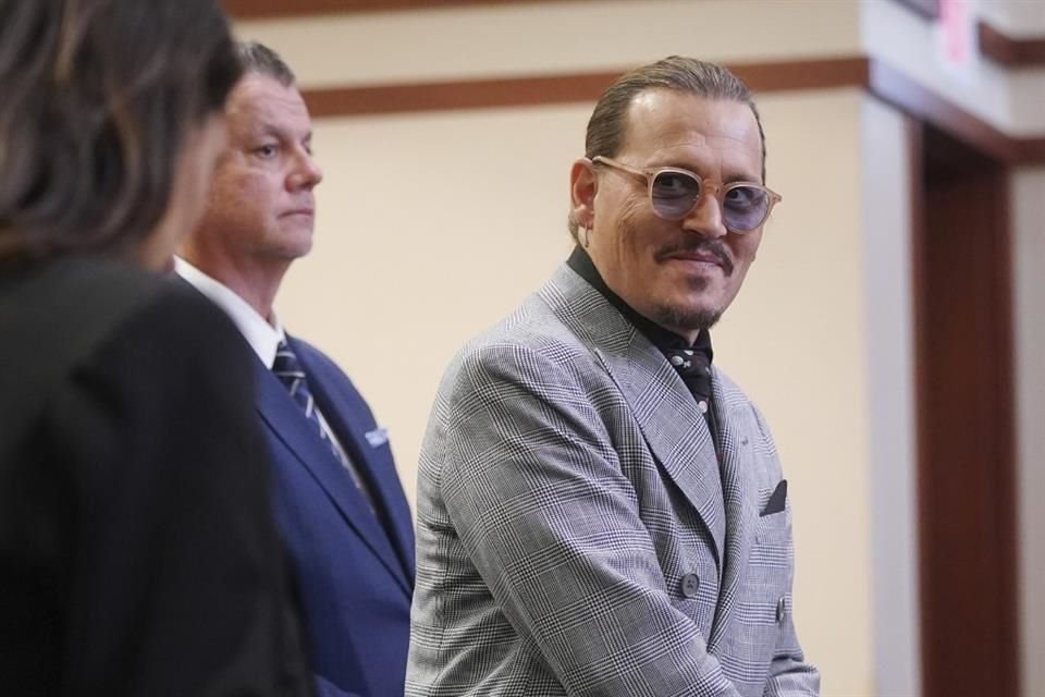 Mission NGO, una organización no gubernamental italiana, se solidarizó con Johnny Depp en su juicio contra su ex esposa Amber Heard.