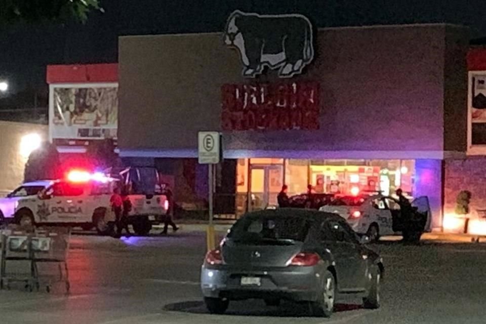 El atraco fue cometido en el restaurante ubicado en la Avenida Universidad, en la Colonia Anáhuac, en San Nicolás