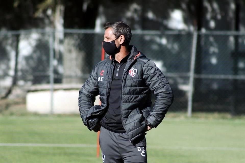 El entrenador rojinegro se concentra en su equipo y no se intimida por enfrentarse a los Tigres el sábado en el Estadio Jalisco.