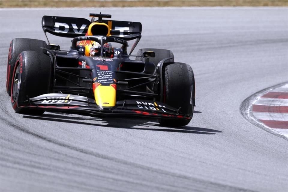 Max Verstappen logró su cuarto triunfo de la temporada.