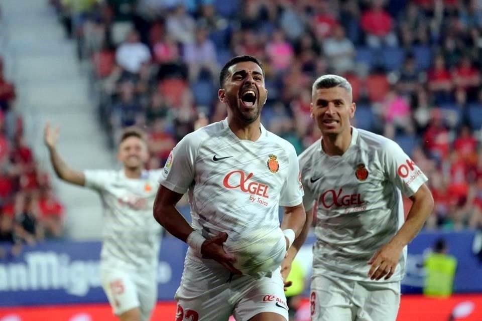 Ángel celebrando el primer tanto.