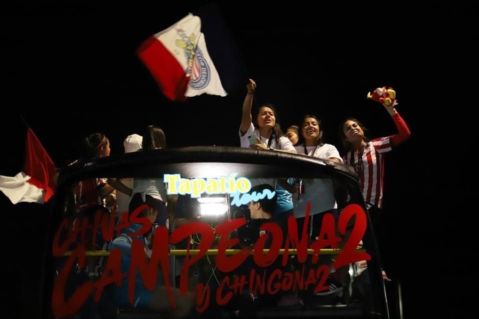 Después del partido, el festejo se traslado a la Glorieta Minerva.