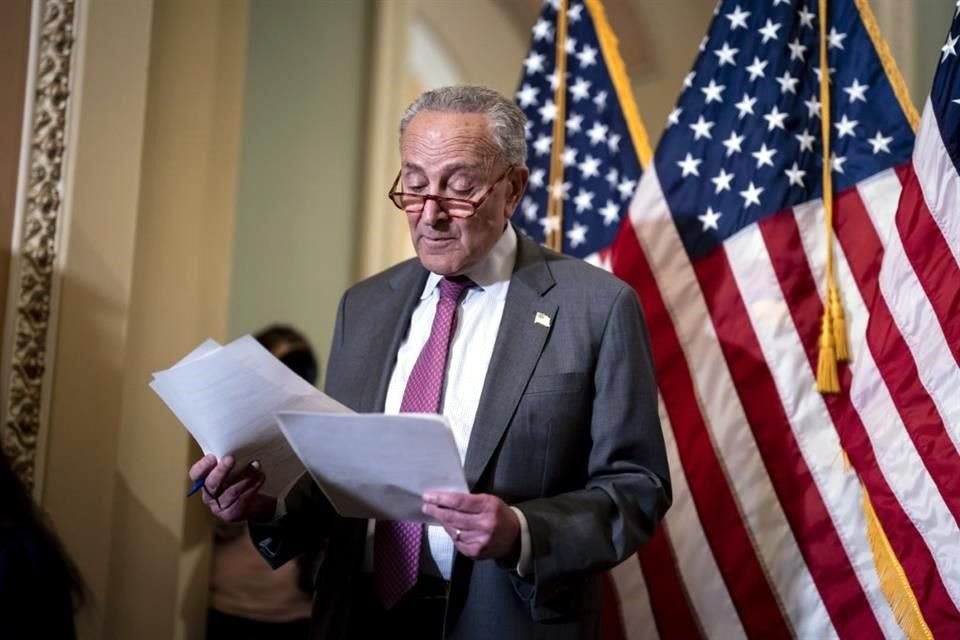 El líder demócrata del Senado, Chuck Schumer, durante una conferencia de prensa este miércoles.