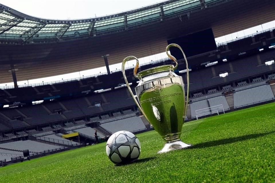 El balón de la Final.