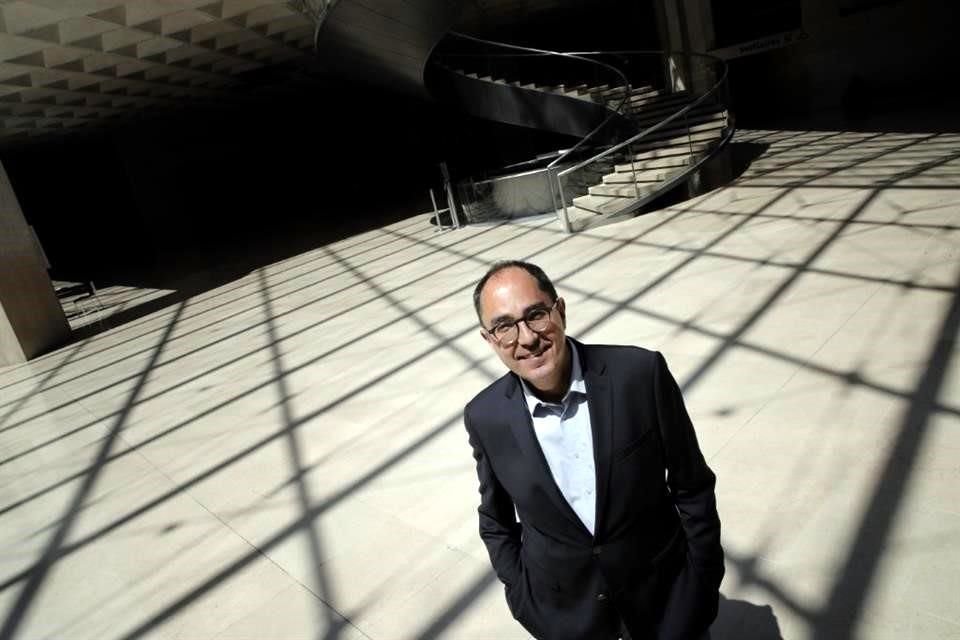 El expresidente del parisino Museo de Louvre, Jean-Luc Martinez, estaría presuntamente implicado en el tráfico de antigüedades. Él niega las imputaciones.