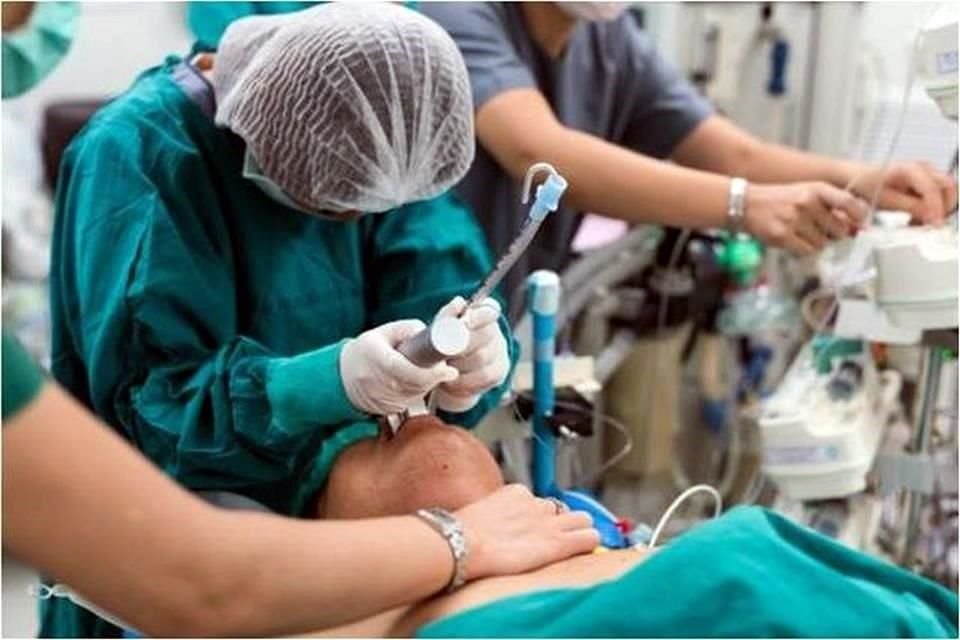 El 94 por ciento de pacientes Covid-19 que fueron intubados, murieron. Entre los afectados hay seis niños que requirieron un ventilador.