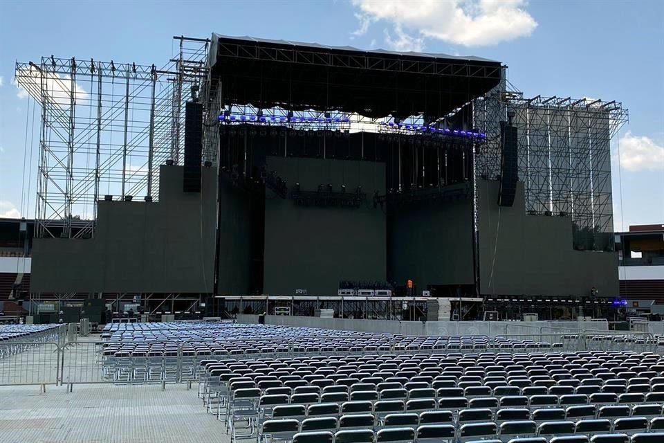 Ya está casi listo el montaje para el concierto de Justin Bieber en el Estadio 3 de Marzo.