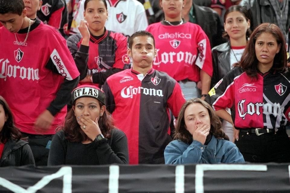 El Atlas ha tenido momentos amargos en su historia como cuando el Pachuca lo dejó fuera de la Semifinal del Invierno 99 en la que el Atlas era amplio favorito.