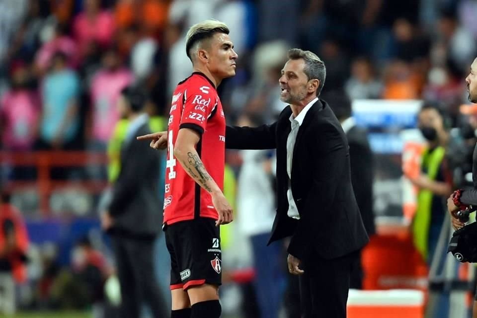 Diego Cocca logró su segundo título como DT de los Zorros.