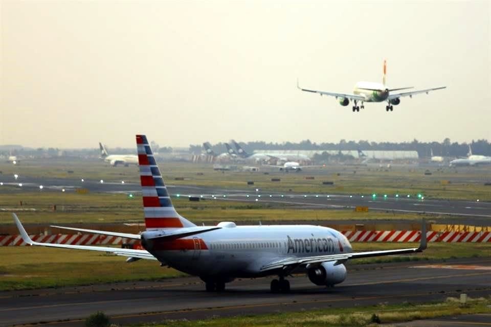 José Suárez, analista en aviación, dijo que la medida de la AFAC sólo aplica en territorio nacional.