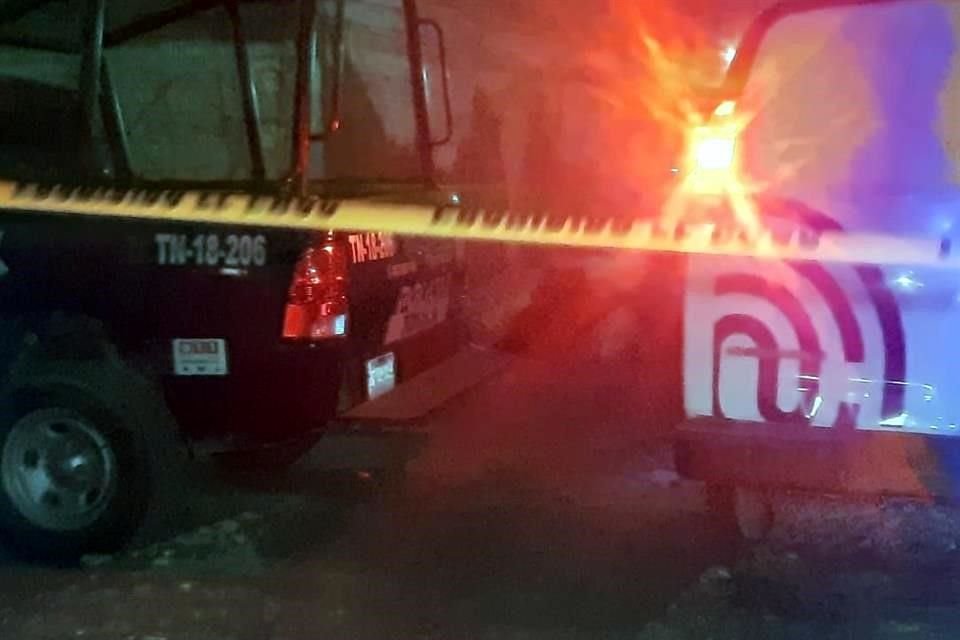 Un mecánico que acudió a reparar un vehículo fue atacado a balazos, durante la noche del martes, en la Colonia Santa Paula, en Tonalá.