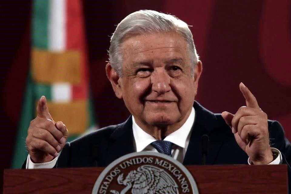 AMLO señaló que Petro sufre una campaña en su contra, que calificó de indigna y ruin.