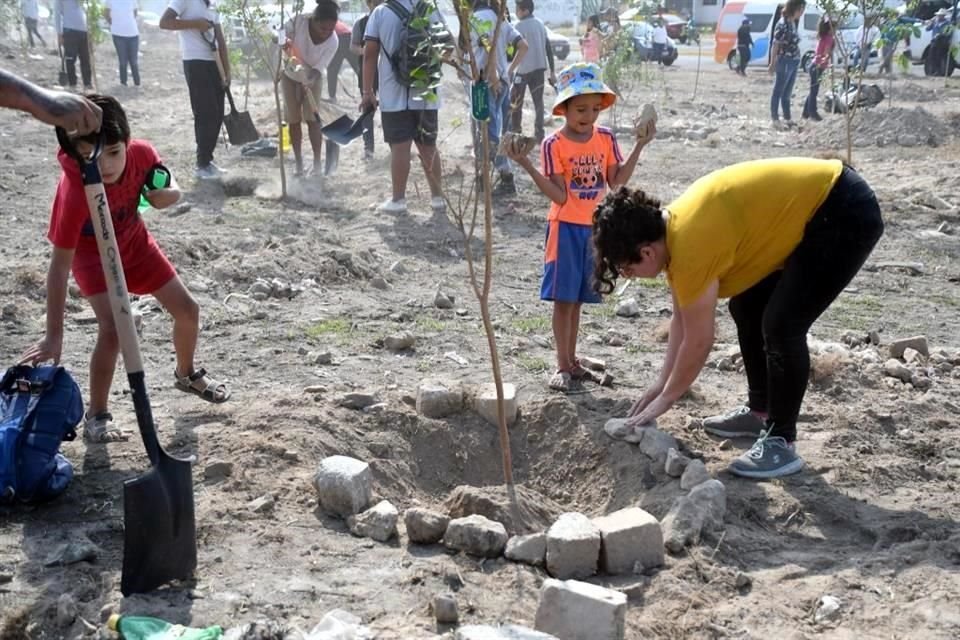 El objetivo del programa 'Tú Siembras Tlajo' es plantar 50 mil árboles.