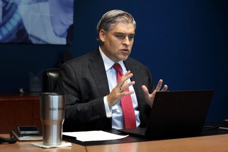 Iván Rivas, titular de la Secretaría de Economía de NL, en evento virtual con Caintra, anunció más apoyos a pymes.