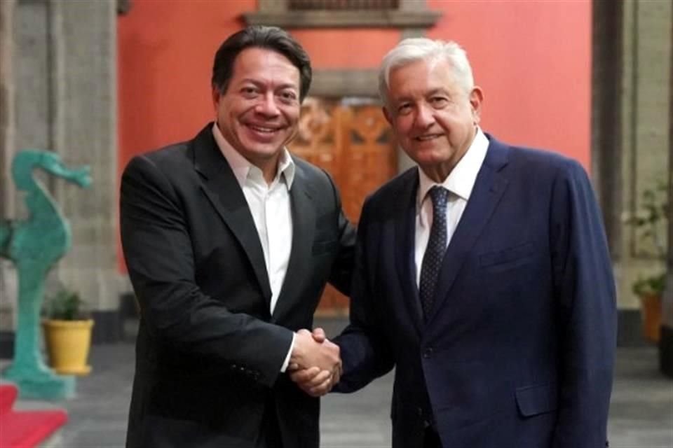 Tras las elecciones, AMLO recibió a Mario Delgado, quien publicó una foto del encuentro con la frase: 'Misión cumplida, Morena crece y lo que sigue'.