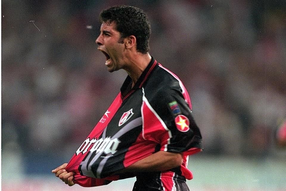 Rafael Márquez fue parte de la generación del 99 que gustó por su estilo, pero no logró títulos.