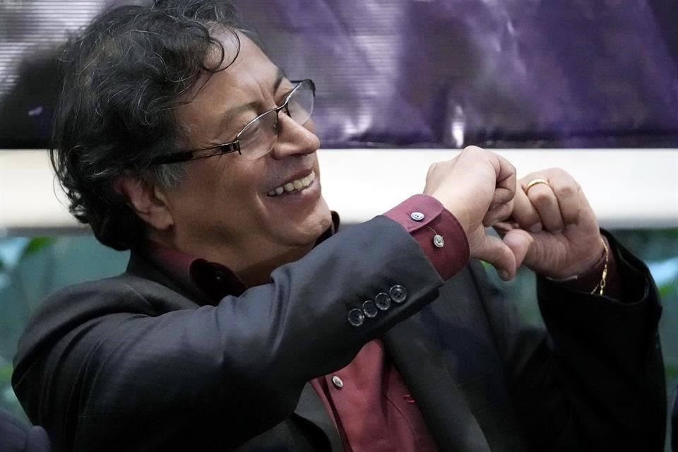 Gustavo Petro ganó la primera vuelta electoral, pero sin obtener los votos suficientes para evitar el balotaje.