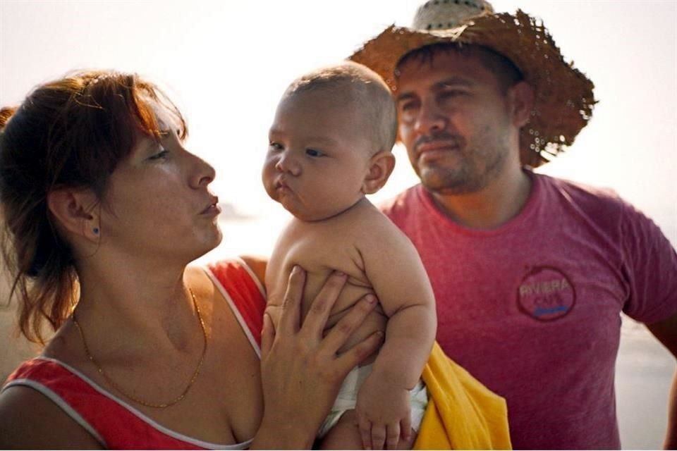 El director Rodrigo Reyes presenta en el Festival Tribeca el documental 'Sansón y Yo', que relata la vida de un indocumentado en Estados Unidos que es sentenciado a cadena perpetua.