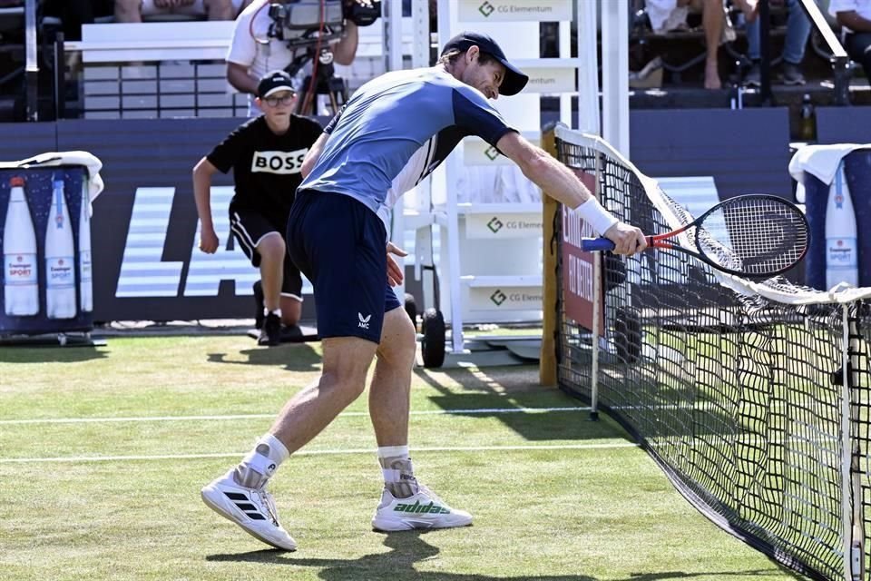 Ahora fue Andy Murray el que perdió la cabeza, luego de algunos errores.
