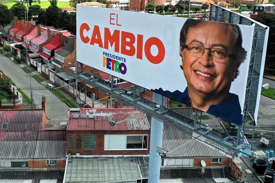 Los colombianos acuden a las urnas este domingo para decidir entre Gustavo Petro y Rodolfo Hernández.