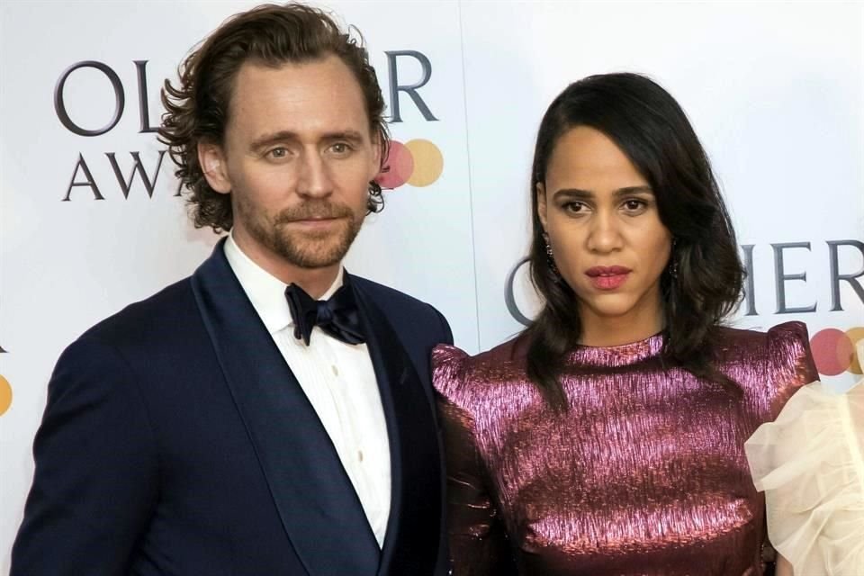 El actor Tom Hiddleston confirmó que se comprometió con la también actriz Zawe Ashton; dijo que se siente muy feliz.