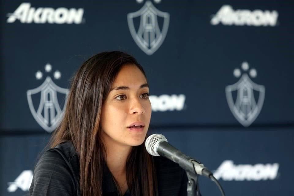 Zellyka Arce, mediocampista del Atlas, lanzó una crítica sobre el aumento de 2 a 4 extranjeras en la Liga MX Femenil.