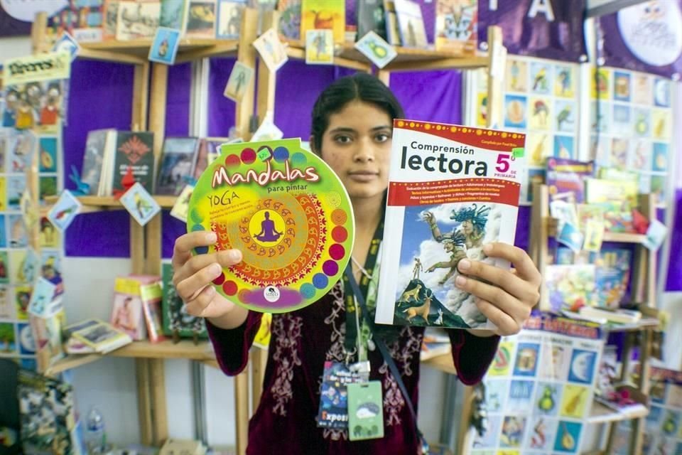 Aspectos del Festival del Libro y las Artes Zapopan 2022 en la Plaza de las Américas.