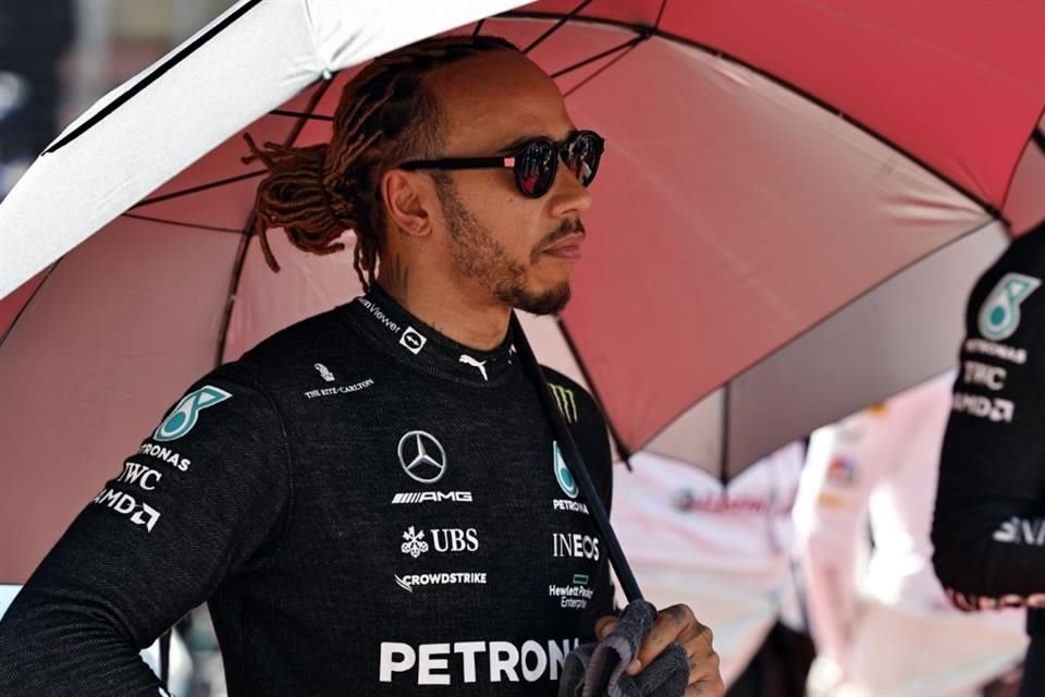 El pasado fin de semana, Lewis Hamilton se quejó de fuertes dolores en la espalda, provocados por el efecto de rebote de su auto.