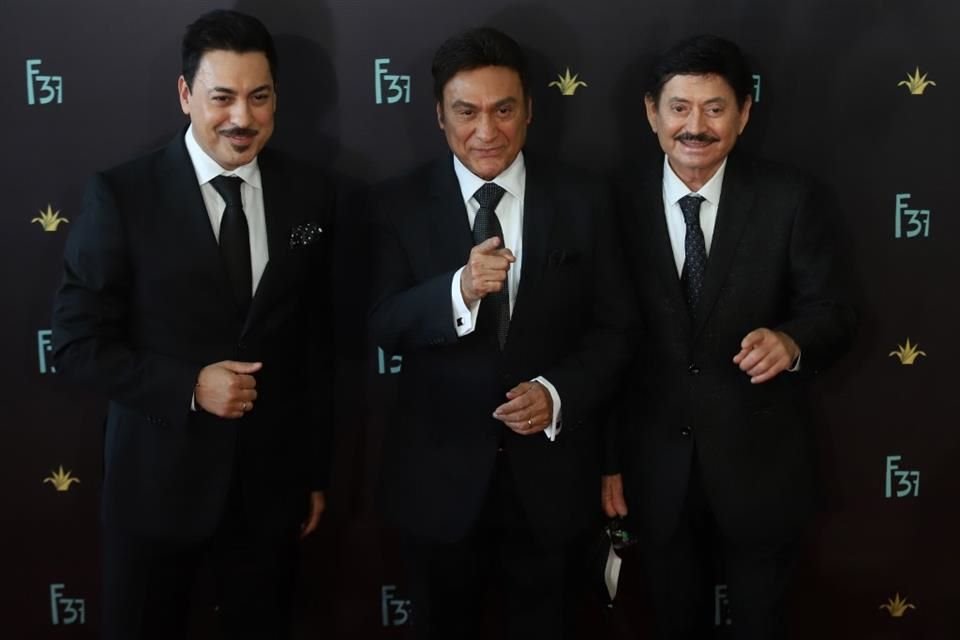 Los Tigres del norte presentaron A corazon abierto, su documental.