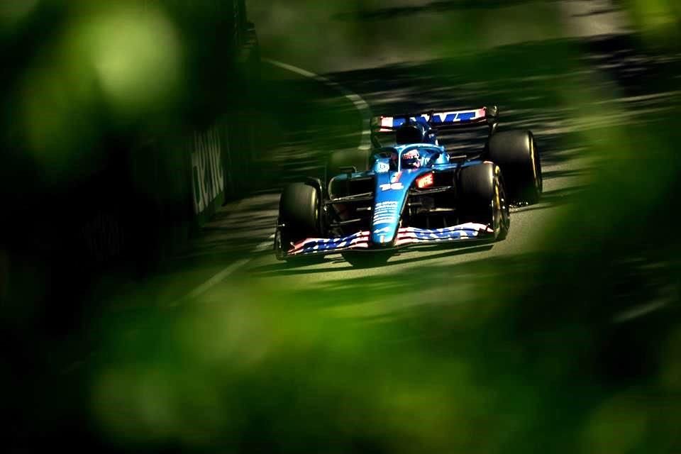 Fernando Alonso solo sumó dos puntos en Canadá tras su castigo.