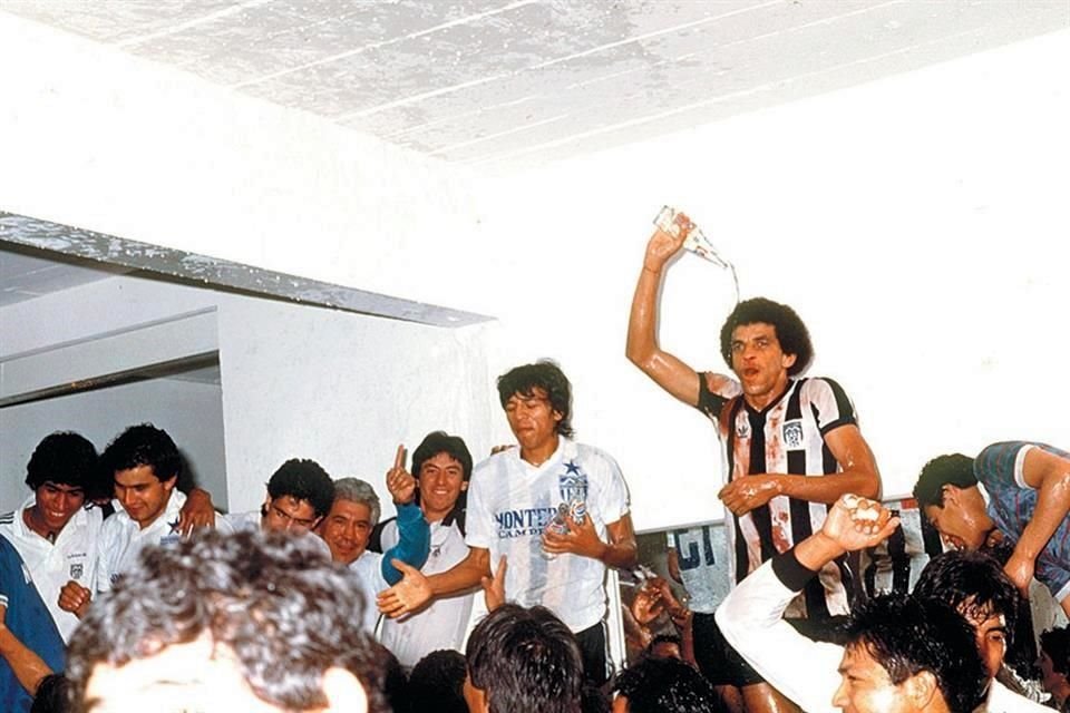 El 1 de marzo de 1986, Rayados se coronó en el Torneo México 1986 en el Estadio Tecnológico superando al Tampico Madero con un marcador global de 3-2.